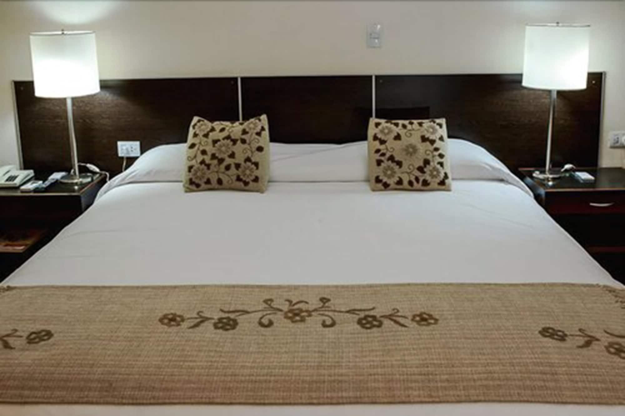 Garden Plaza Hotel ซันมิเกลเดตูกูมาน ภายนอก รูปภาพ